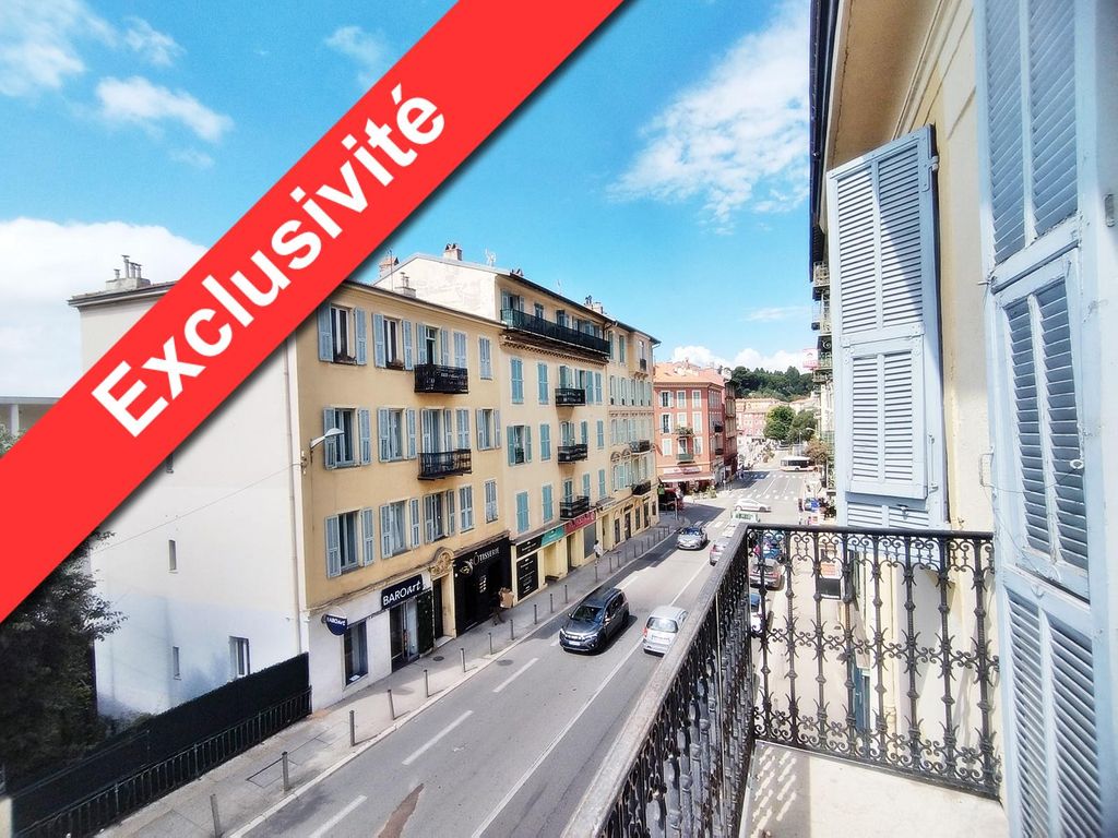 Achat appartement à vendre 3 pièces 66 m² - Nice