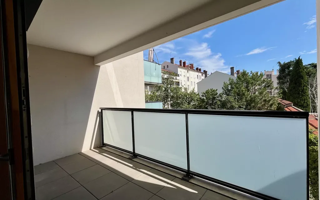 Achat appartement à vendre 3 pièces 64 m² - Lyon 6ème arrondissement