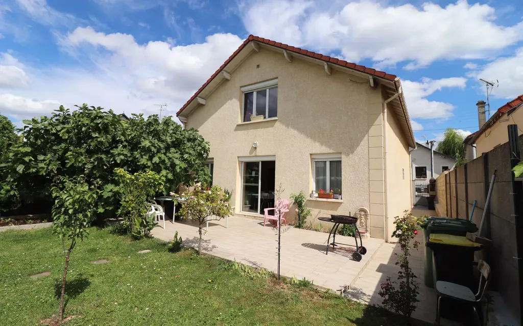 Achat maison à vendre 5 chambres 150 m² - Juvisy-sur-Orge