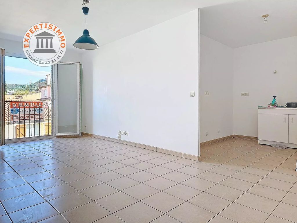 Achat appartement à vendre 4 pièces 71 m² - Rognac