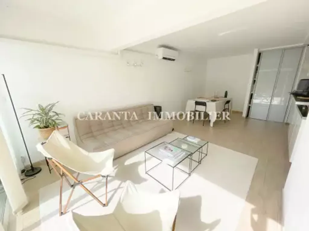 Achat appartement à vendre 2 pièces 49 m² - Sainte-Maxime