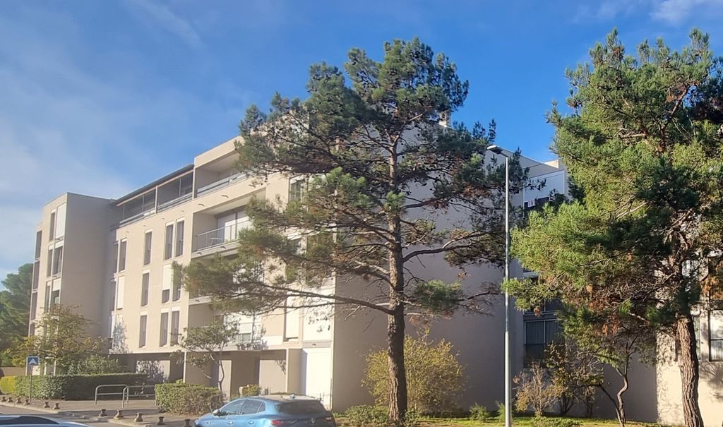 Achat appartement à vendre 3 pièces 72 m² - Istres