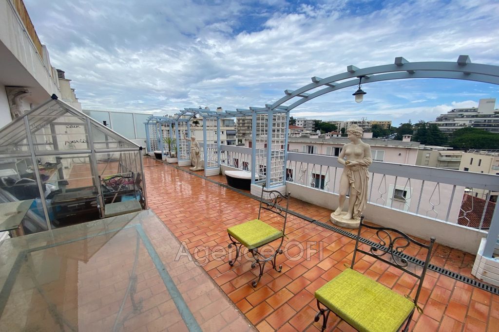 Achat appartement à vendre 5 pièces 125 m² - Antibes