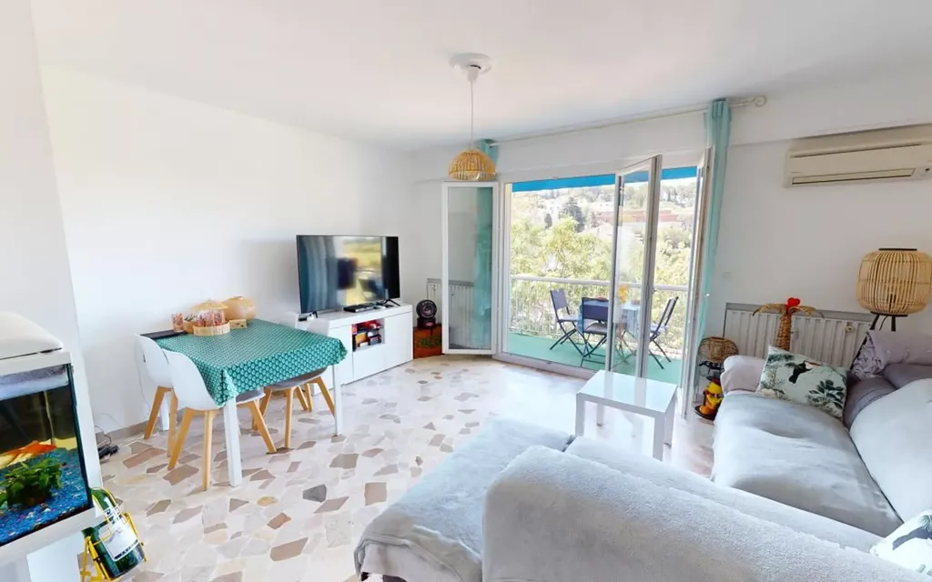 Achat appartement à vendre 3 pièces 66 m² - Toulon