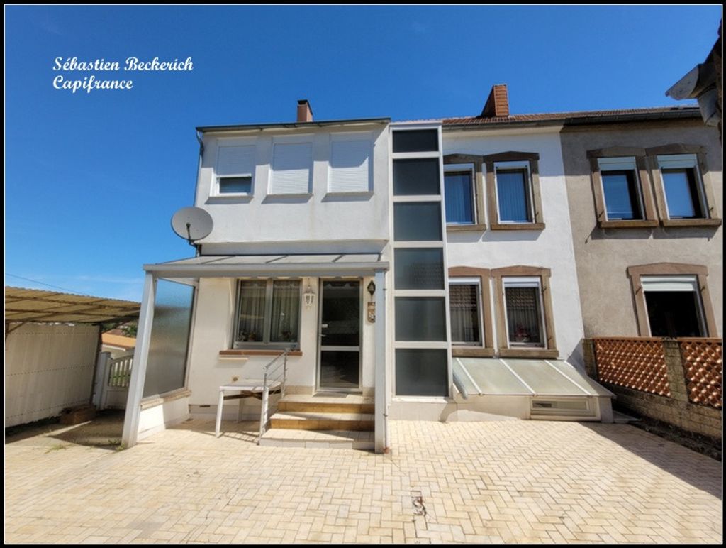 Achat maison à vendre 4 chambres 127 m² - Sarreinsming