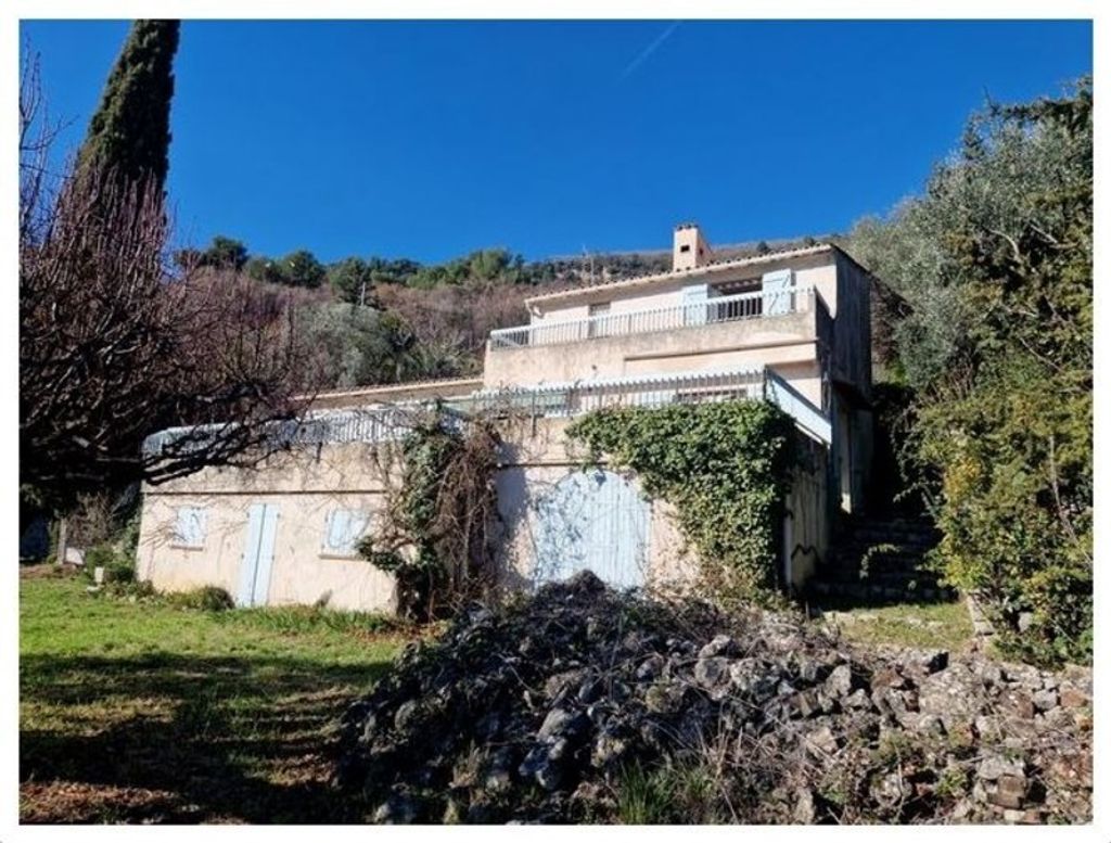 Achat maison à vendre 3 chambres 205 m² - Grasse