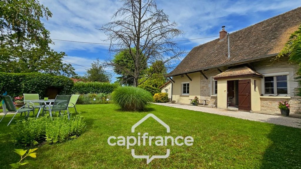 Achat maison à vendre 3 chambres 144 m² - Saint-Christophe-en-Bresse