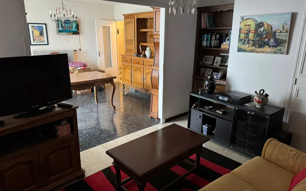 Achat appartement à vendre 4 pièces 99 m² - Beaucaire