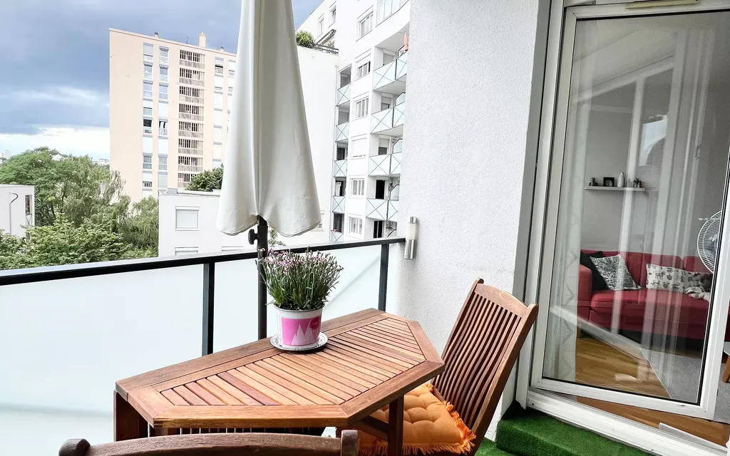 Achat appartement à vendre 3 pièces 66 m² - Caluire-et-Cuire