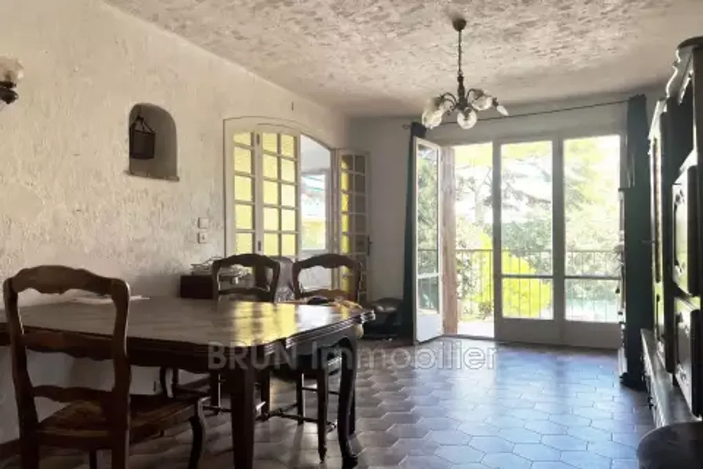 Achat appartement à vendre 3 pièces 68 m² - Antibes