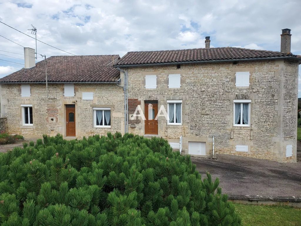 Achat maison à vendre 2 chambres 105 m² - Poursac