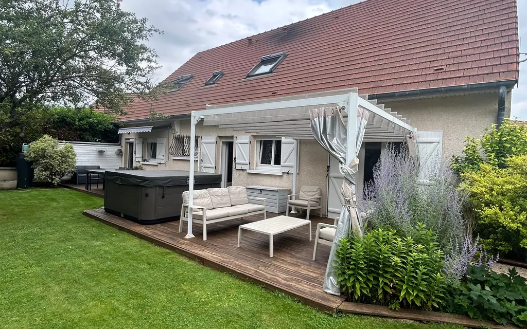 Achat maison à vendre 5 chambres 176 m² - Champigny