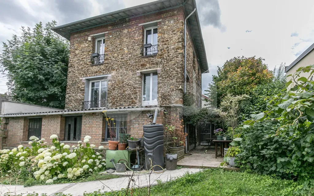 Achat maison à vendre 3 chambres 97 m² - Neuilly-Plaisance