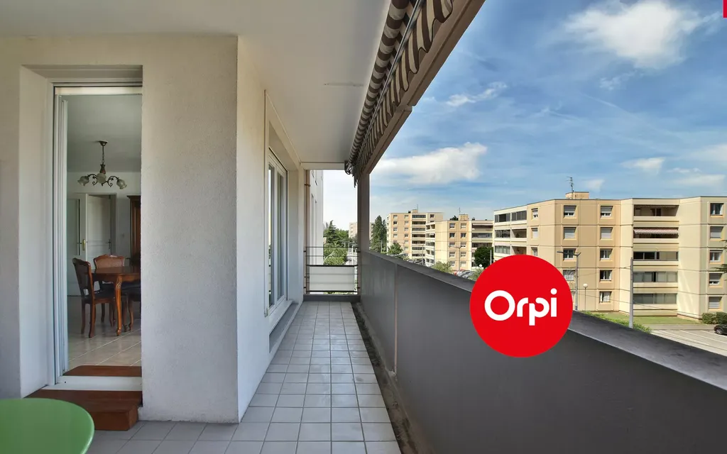 Achat appartement à vendre 2 pièces 46 m² - Saint-Priest