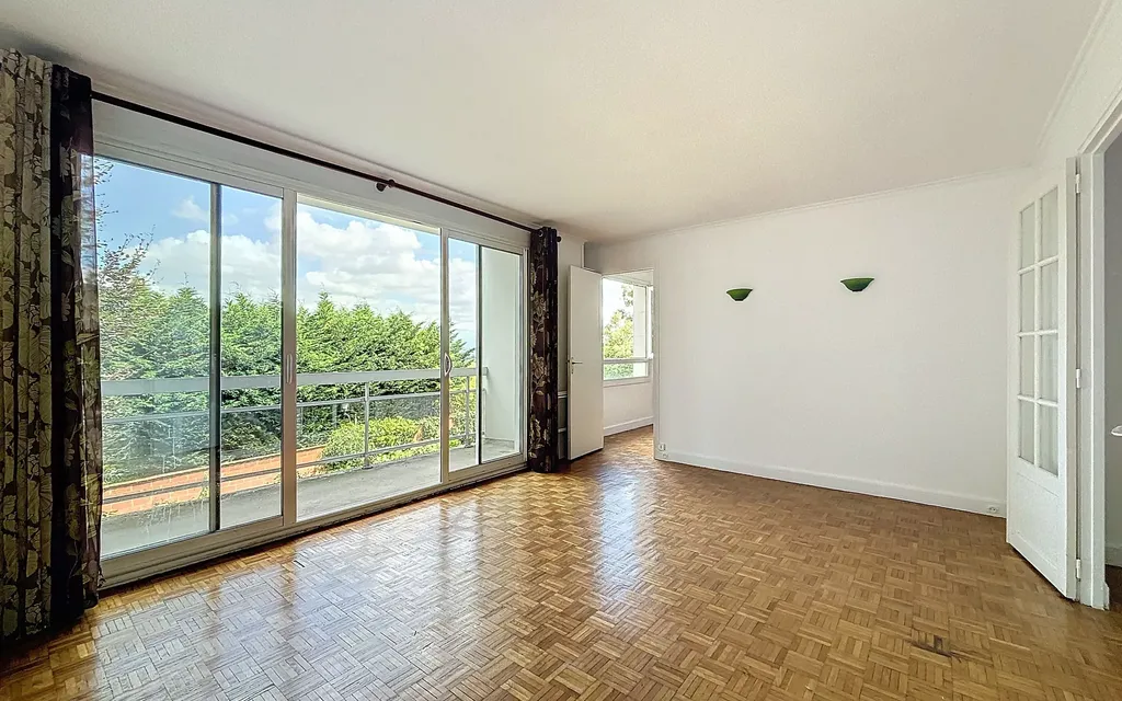 Achat appartement à vendre 3 pièces 60 m² - Suresnes