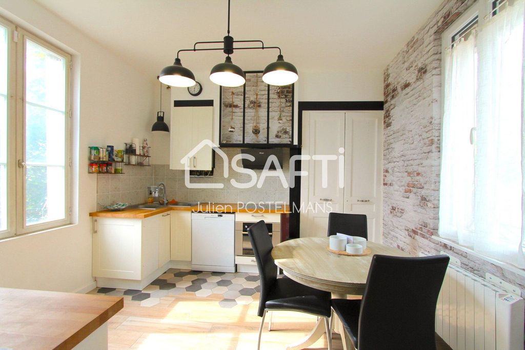 Achat maison à vendre 4 chambres 94 m² - Lisieux