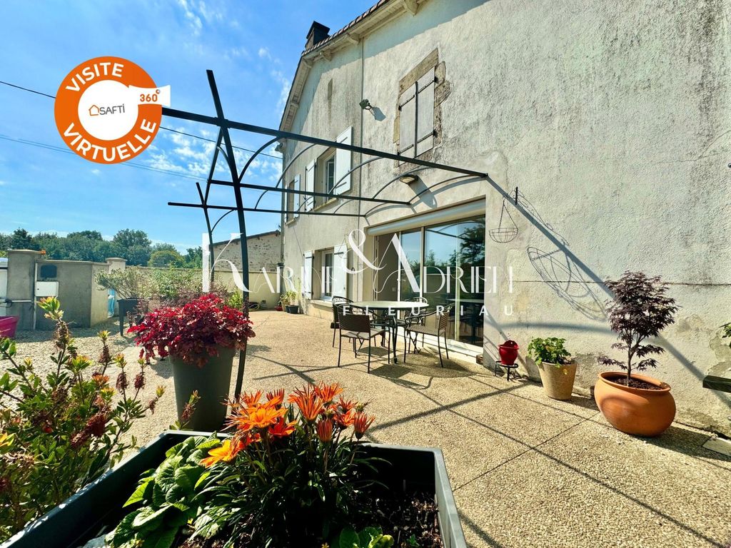 Achat maison à vendre 5 chambres 175 m² - Saint-Laurs