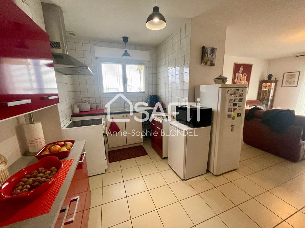 Achat maison à vendre 2 chambres 63 m² - Blanquefort