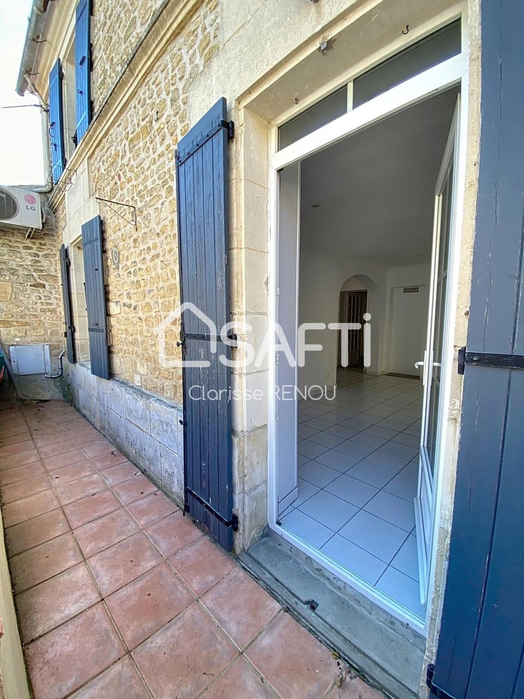 Achat maison à vendre 4 chambres 166 m² - Archingeay