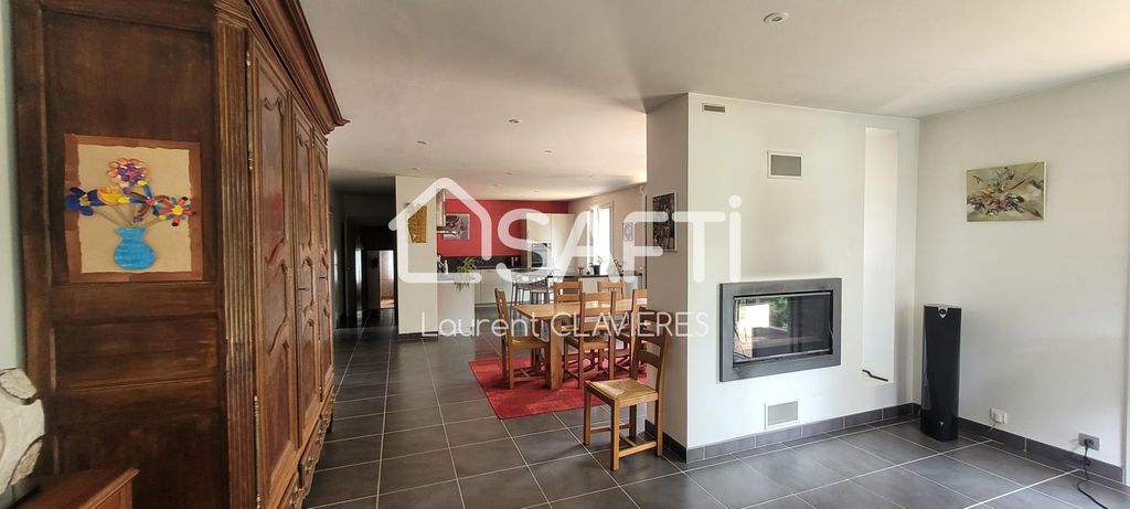 Achat maison à vendre 5 chambres 155 m² - Villars-les-Dombes