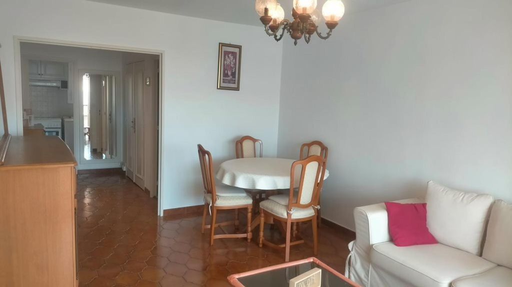 Achat appartement à vendre 3 pièces 61 m² - Cogolin