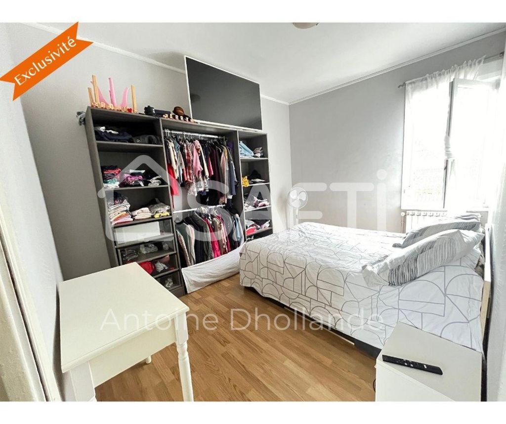 Achat maison à vendre 3 chambres 121 m² - Saint-Quentin