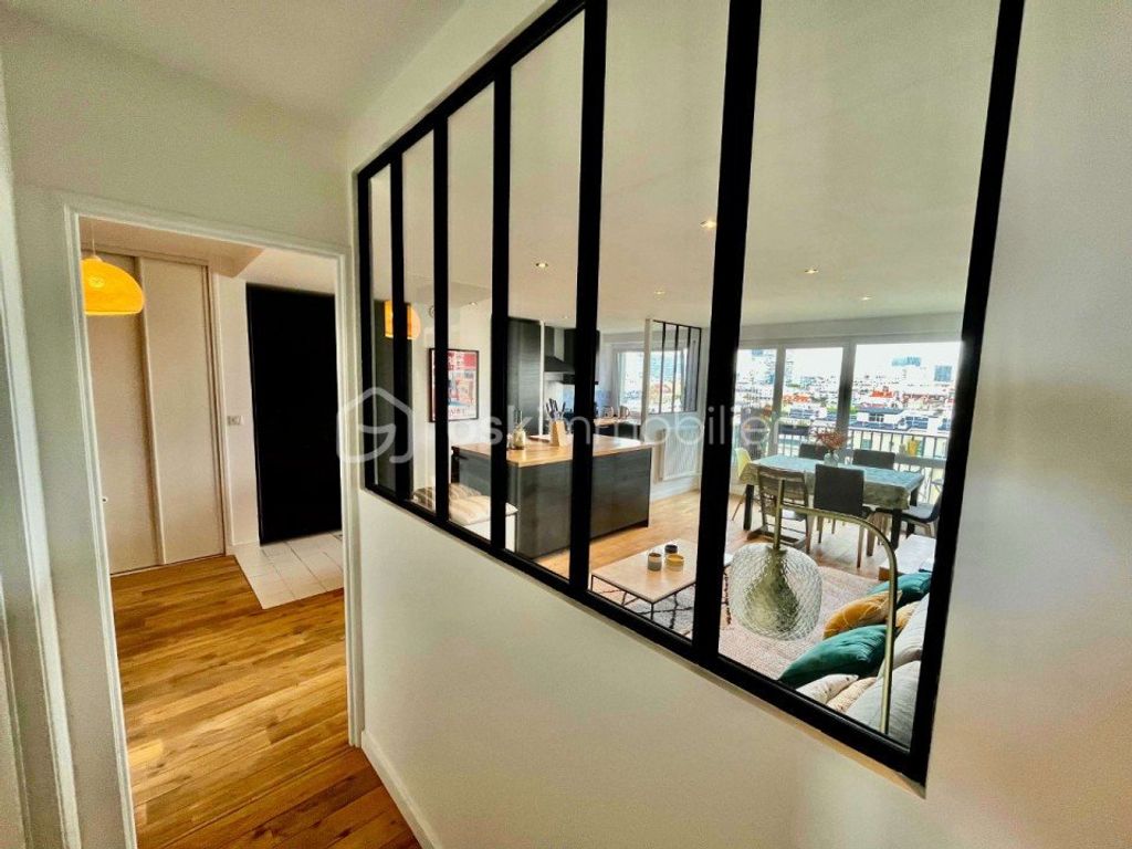 Achat appartement à vendre 4 pièces 84 m² - Courbevoie