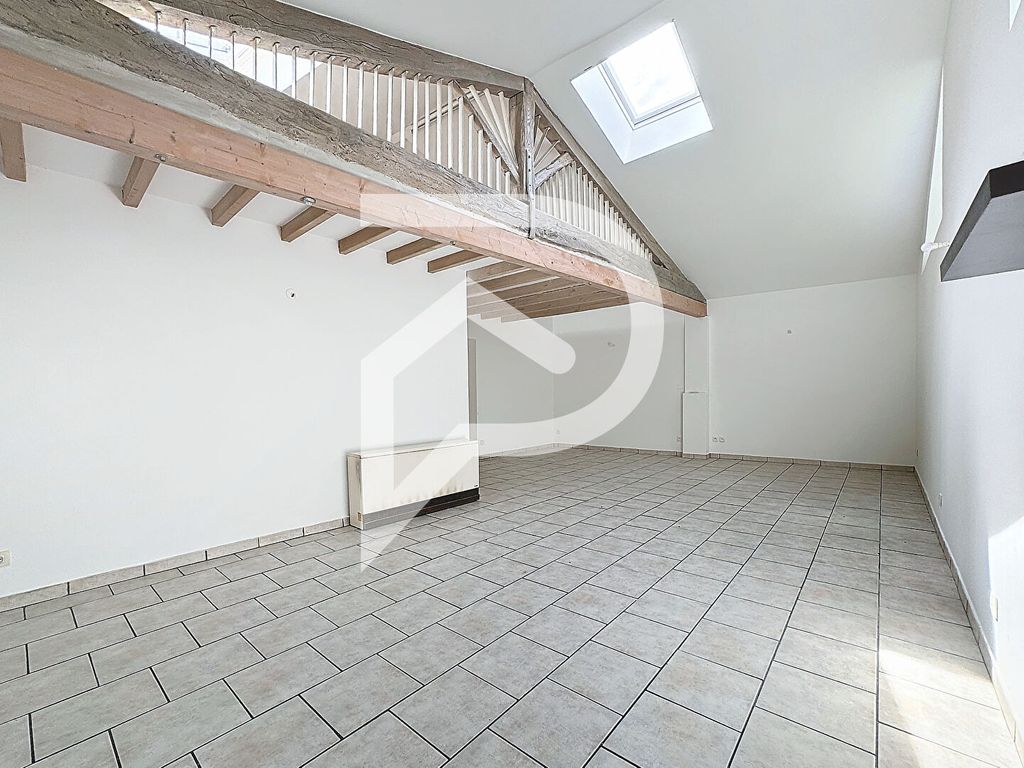 Achat maison à vendre 3 chambres 108 m² - Chambéon