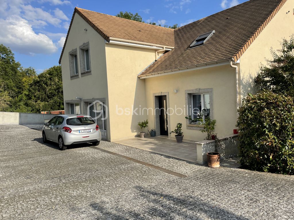 Achat maison à vendre 4 chambres 220 m² - Yerres