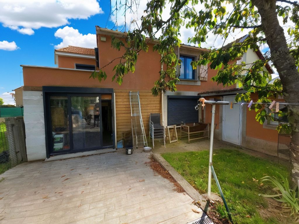 Achat maison à vendre 4 chambres 108 m² - Bellerive-sur-Allier