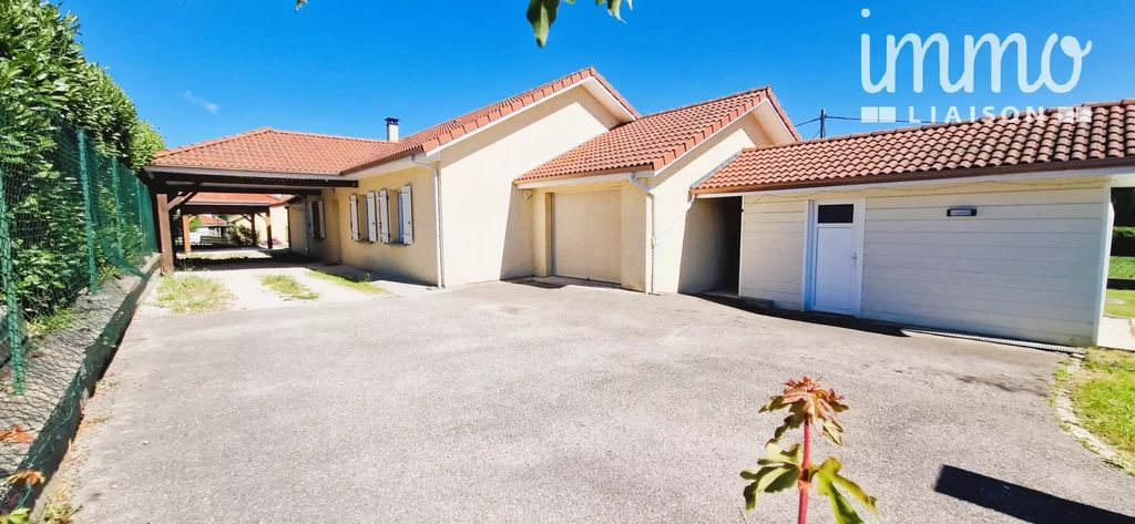 Achat maison à vendre 4 chambres 115 m² - La Tour-du-Pin