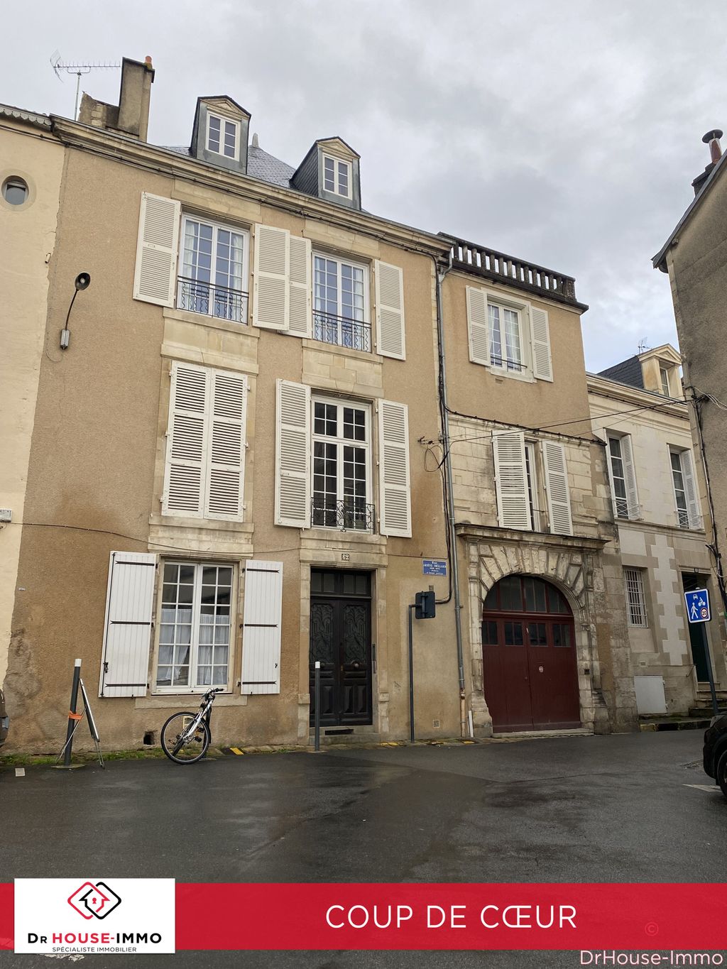 Achat appartement à vendre 3 pièces 84 m² - Poitiers