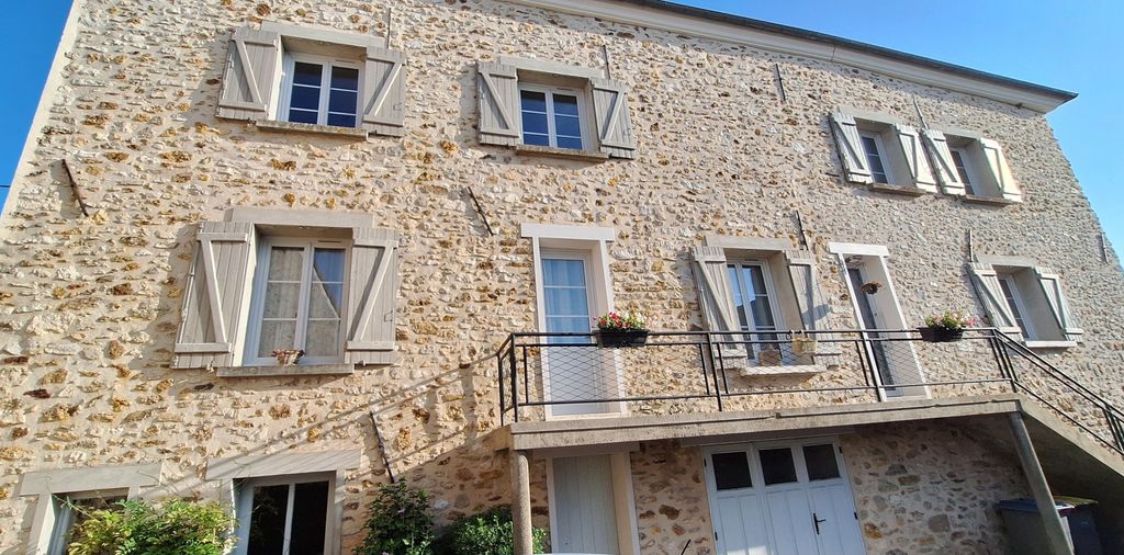 Achat maison à vendre 4 chambres 171 m² - Château-Thierry