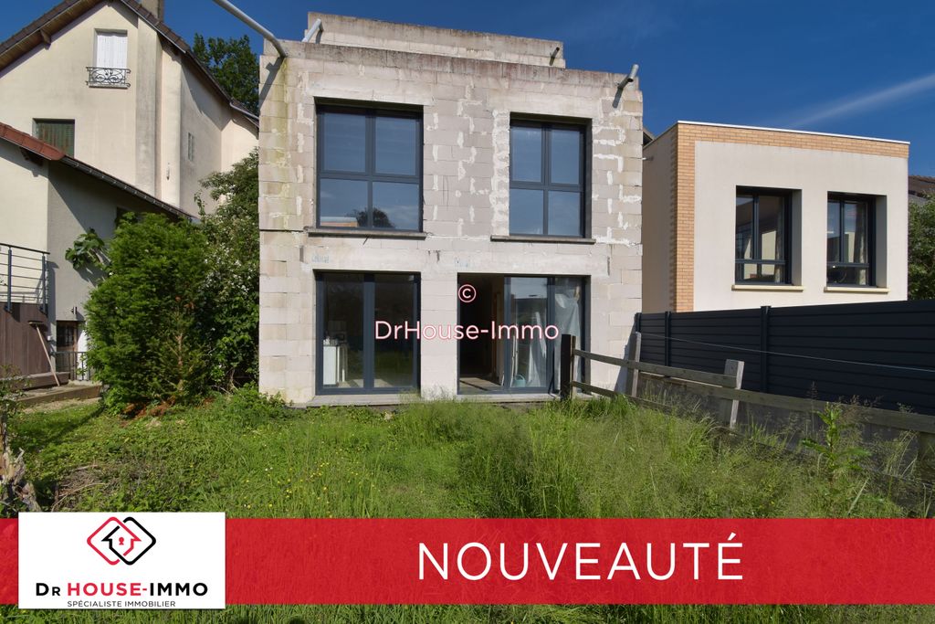 Achat maison à vendre 5 chambres 160 m² - Saint-Cyr-l'École