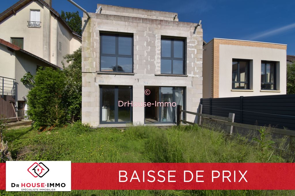 Achat maison à vendre 5 chambres 160 m² - Saint-Cyr-l'École