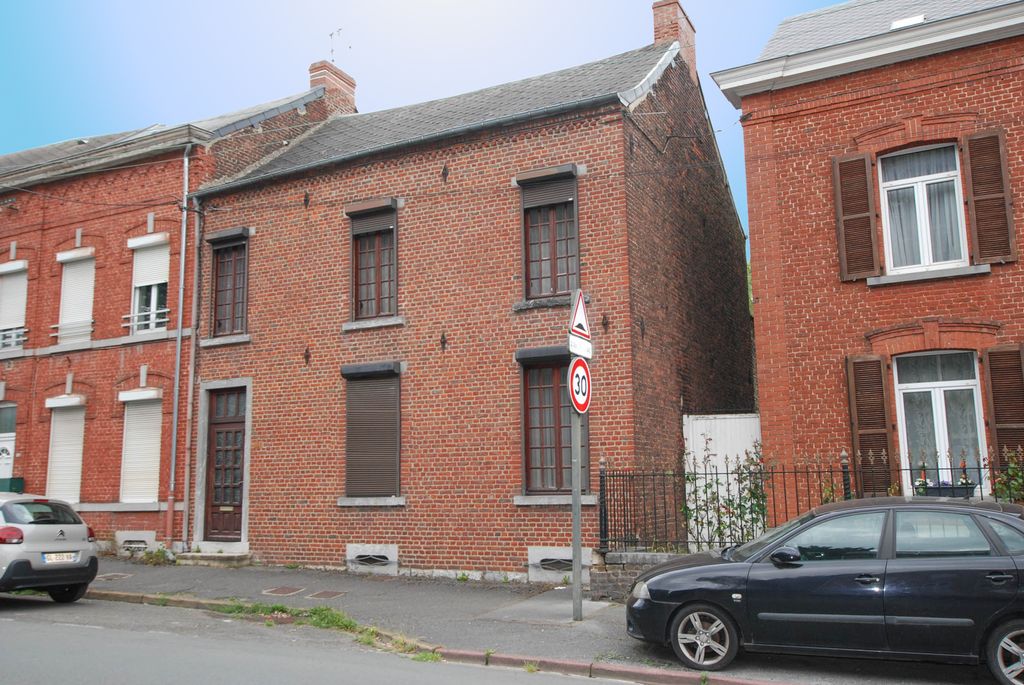 Achat maison à vendre 5 chambres 134 m² - Jeumont