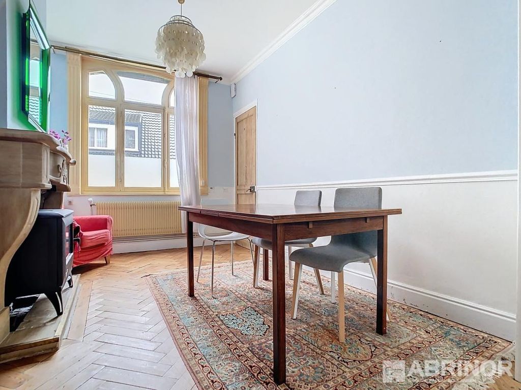 Achat maison à vendre 4 chambres 100 m² - Lezennes