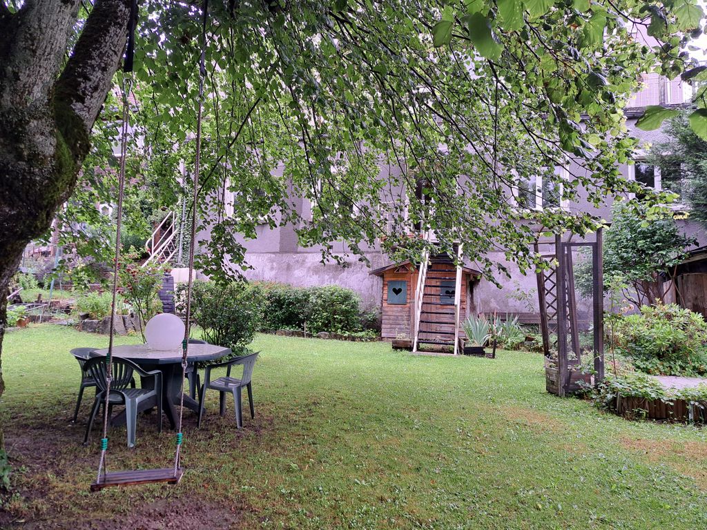 Achat appartement à vendre 6 pièces 120 m² - Le Chambon-sur-Lignon