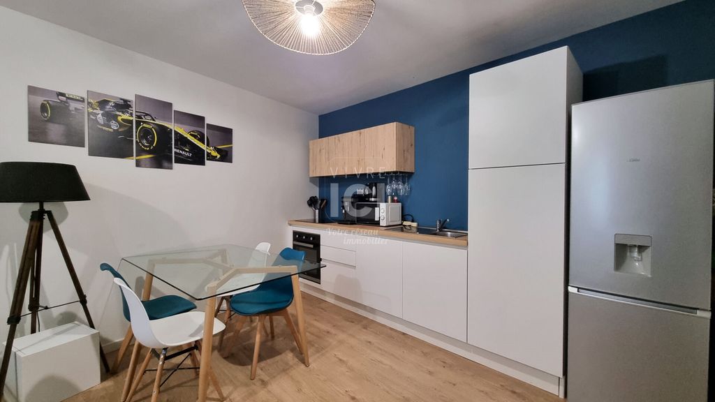 Achat appartement à vendre 2 pièces 32 m² - Saint-Étienne-de-Montluc