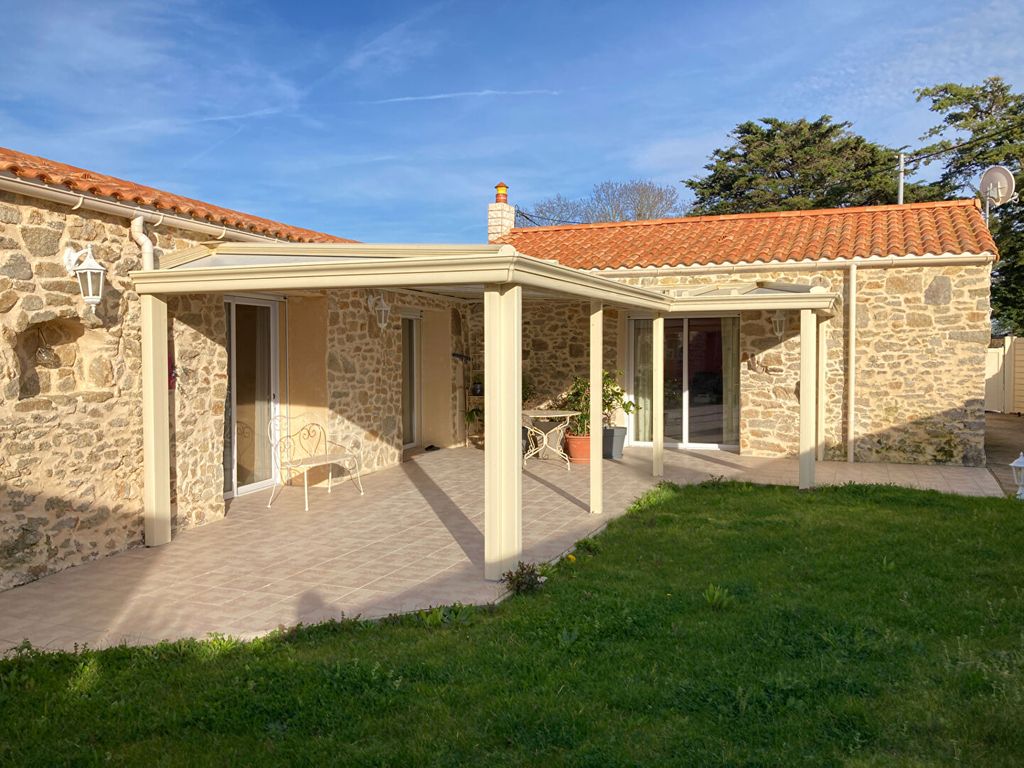 Achat maison à vendre 3 chambres 152 m² - Saint-Père-en-Retz