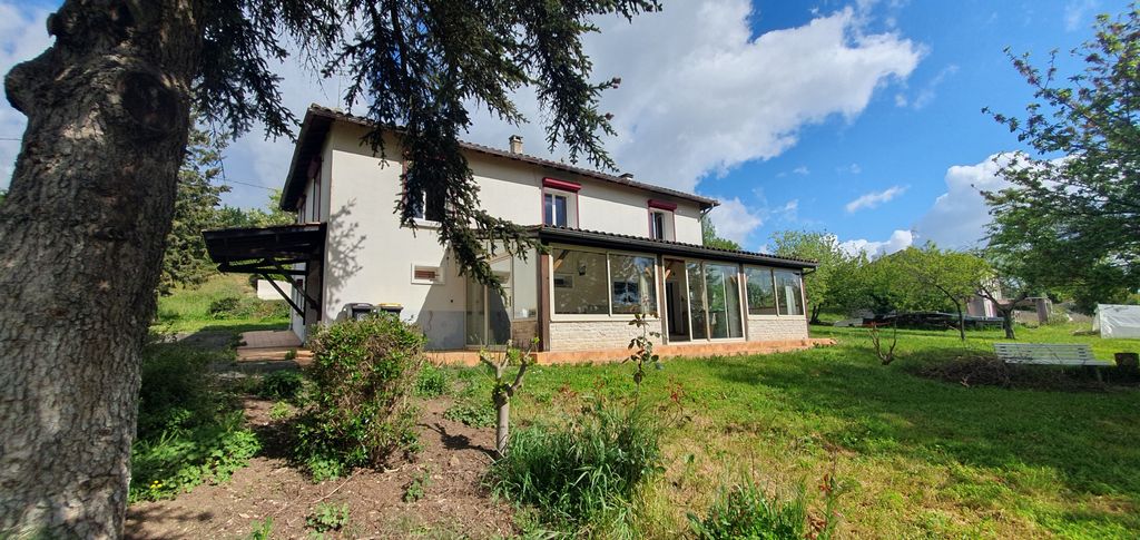 Achat maison à vendre 3 chambres 164 m² - Sireuil