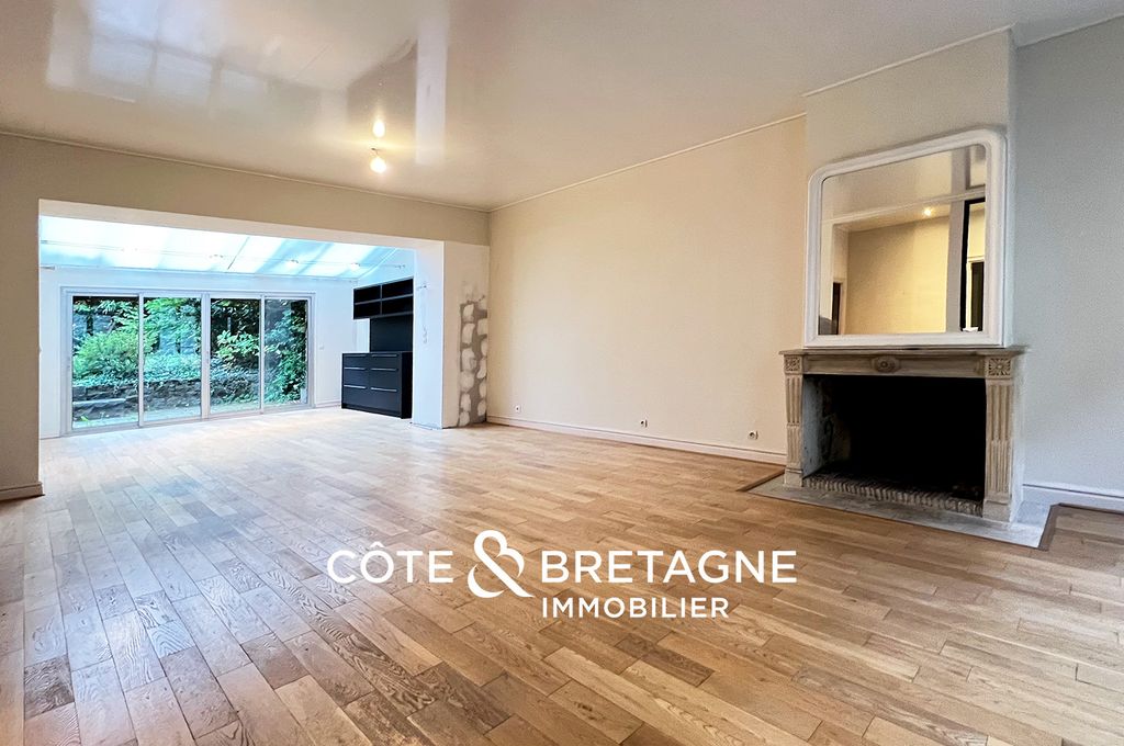 Achat maison à vendre 6 chambres 206 m² - Saint-Brieuc