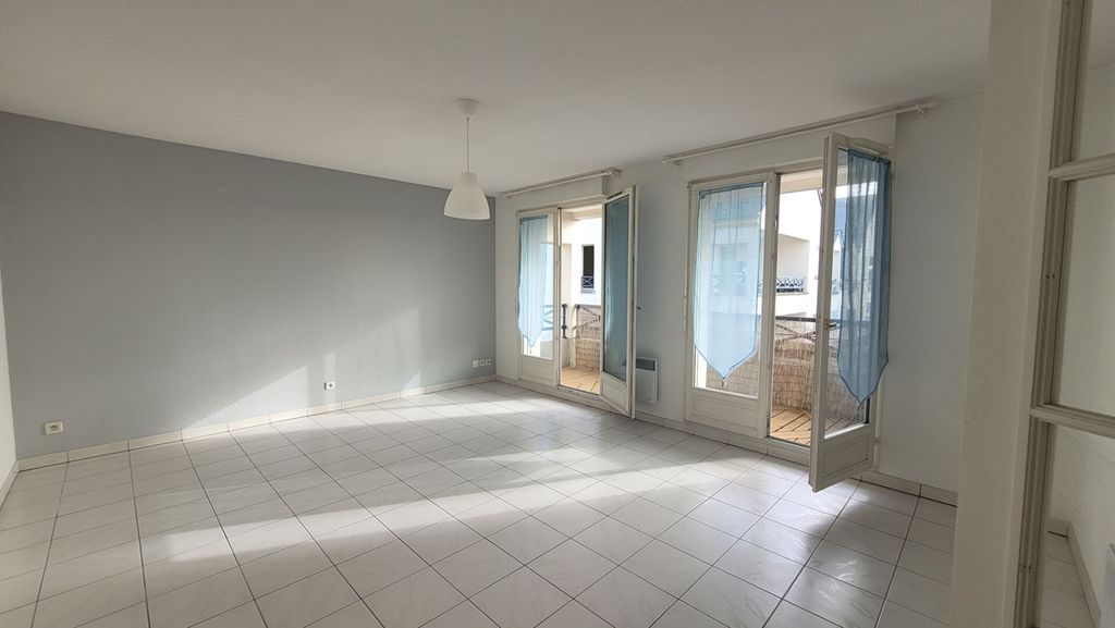 Achat appartement à vendre 3 pièces 61 m² - Chambray-lès-Tours