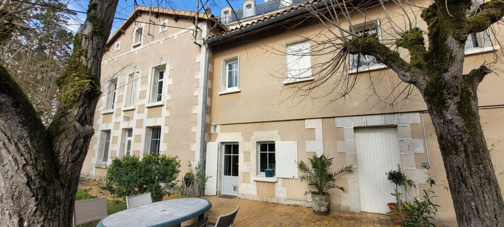 Achat maison à vendre 3 chambres 114 m² - Poitiers