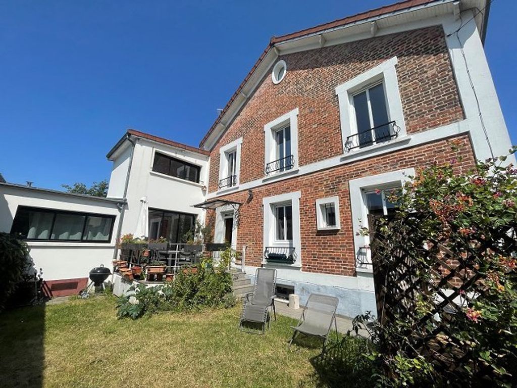 Achat maison à vendre 5 chambres 136 m² - Maisons-Alfort