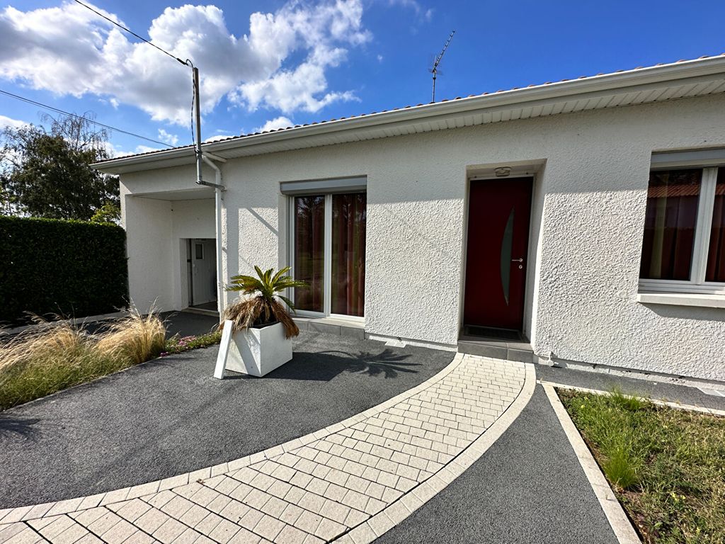 Achat maison à vendre 3 chambres 95 m² - Niort