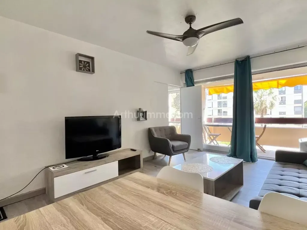 Achat appartement à vendre 4 pièces 73 m² - Fréjus