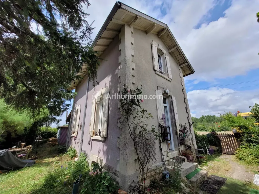 Achat maison 2 chambre(s) - Saint-Jean-d'Angély