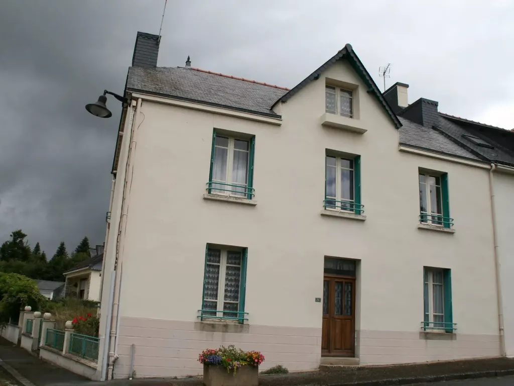 Achat maison à vendre 4 chambres 134 m² - Lanouée