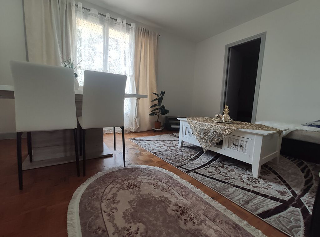 Achat appartement à vendre 4 pièces 74 m² - Roanne